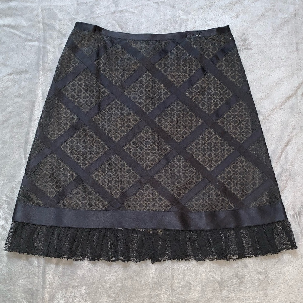 Chanel Authentic Vintage Black Lace A-Line Skirt